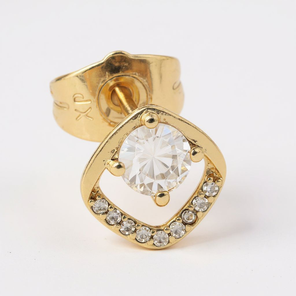 Kullatud tagusega kõrvarõngad