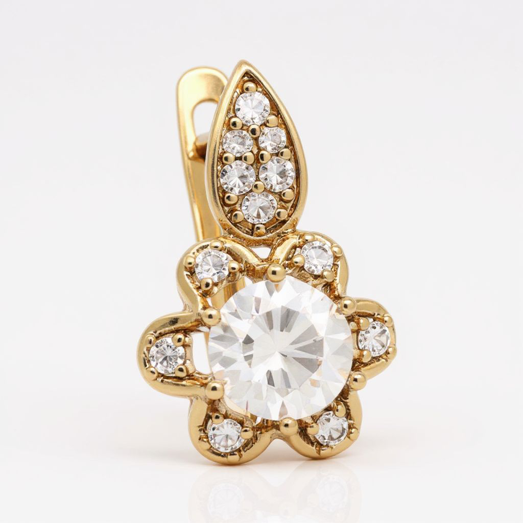 Kullatud tsirkoonidega kõrvarõngad